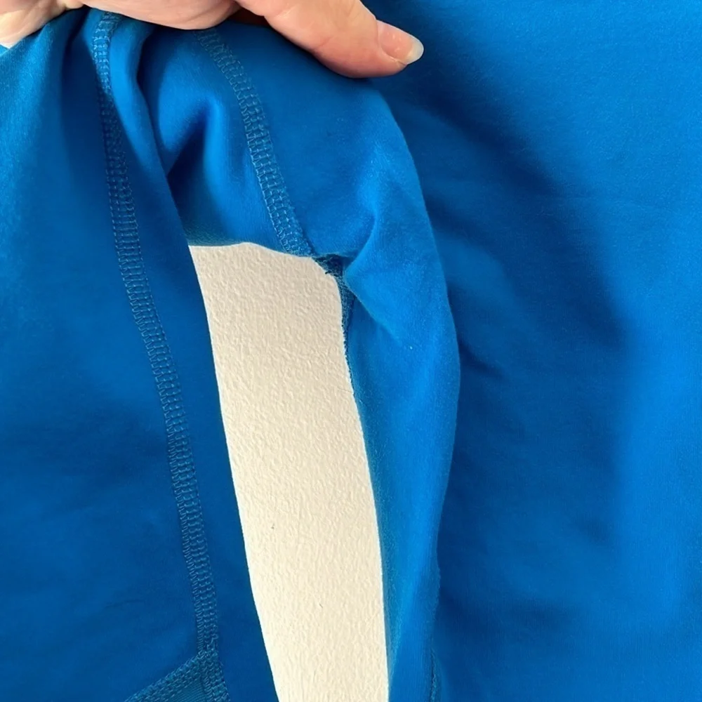 ALO yoga cropped mesh gem leggings - Picture 4 of 4